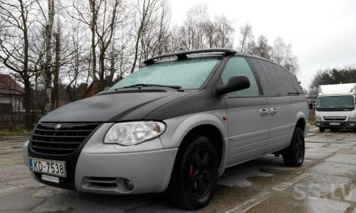 chrysler grand voyager 13646553.800
